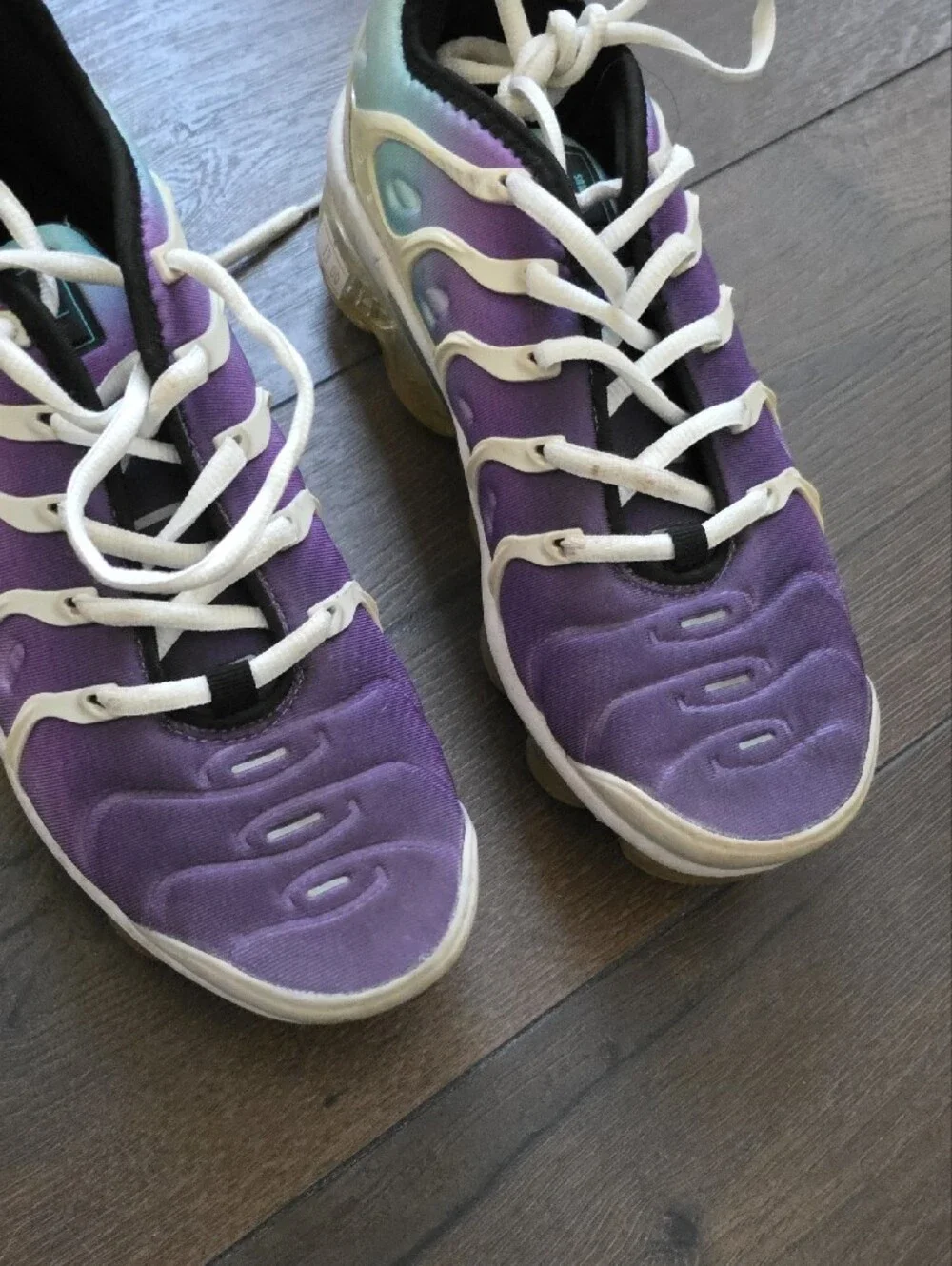 Nike VaporMax Plus Purple and Teal Gradient Sneakers Size 7